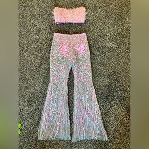 Eliya the label Barbie pink Alyce sequin pants Heather feather top eras outfit